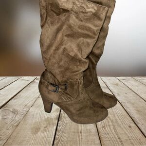 Y Not Brown Heeled Boots with Suede Texture and Decorative Buckle